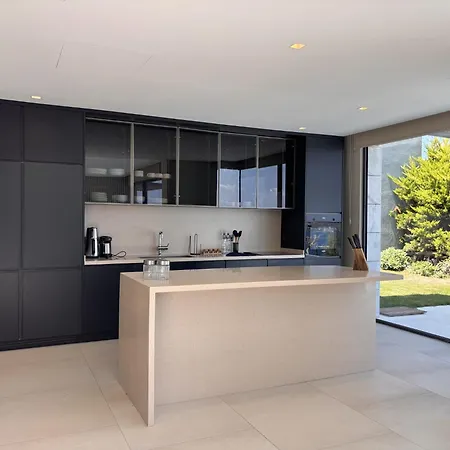 Σπίτι διακοπών Yalikavak Villa With Pool Garden Sea View *