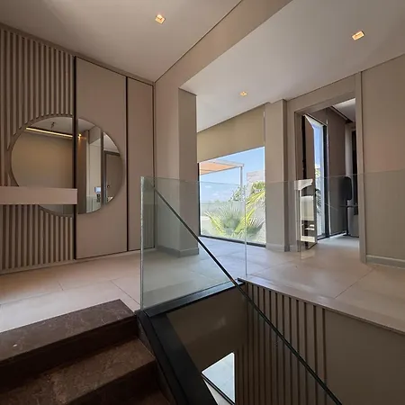 Yalikavak Villa With Pool Garden Sea View *