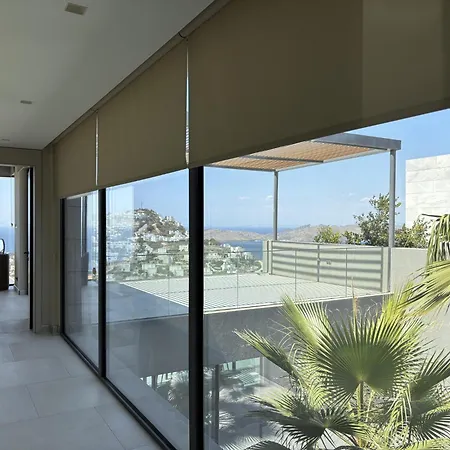 Yalikavak With Pool Garden Sea View * Бодрум